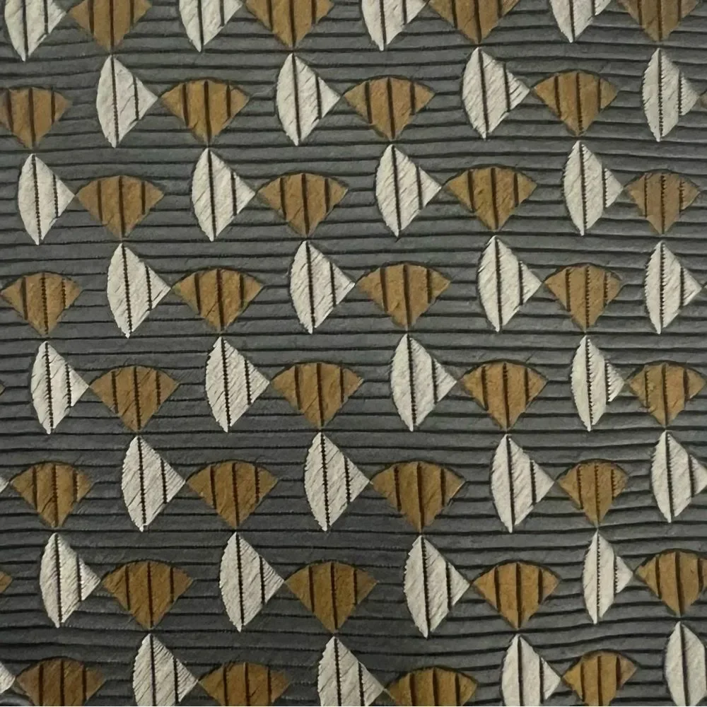 Claiborne 100% Silk Designer Tie Gray Geometric‎ Business Casual Retro Necktie